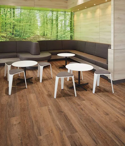 Project Floors floors@home PW 3130 dąb kasztanowy deska klejona LVT 0,30 mm