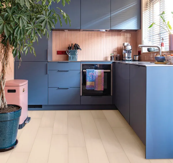 Invictus Ecru 03 - Dryback XL LVT - Premium Oak