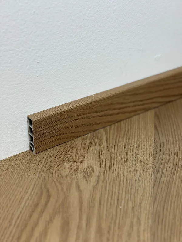 Listwa przypodłogowa 2m London SPC RIGID Egibi Floors