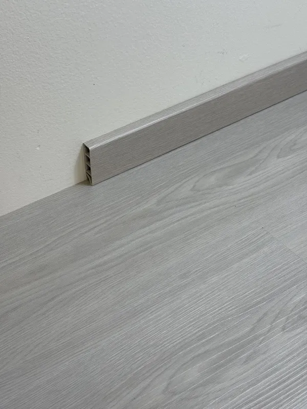 Listwa przypodłogowa 2m Toronto SPC RIGID Egibi Floors